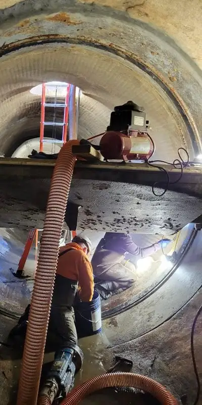 Preparing the interior pipe joint surface to properly install a HydraTite Joint Seal over it